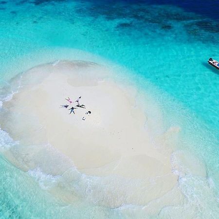Alaka At Maafushi Hotel Exterior photo